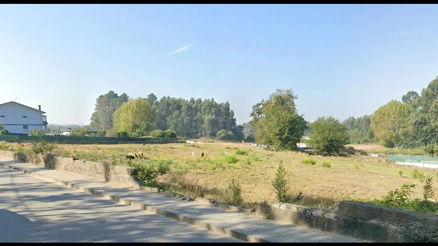 Terreno para Venda em Milheiros