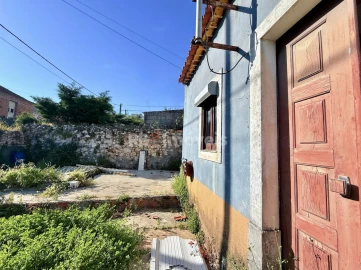 Moradia T3 para Venda em Chancelaria