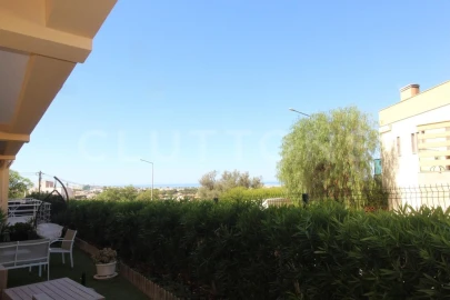 Moradia T2 para Venda em Albufeira e Olhos de Água