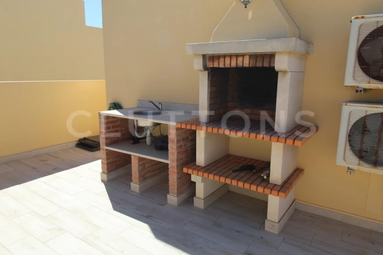 Moradia T2 para Venda em Albufeira e Olhos de Água Foto 6