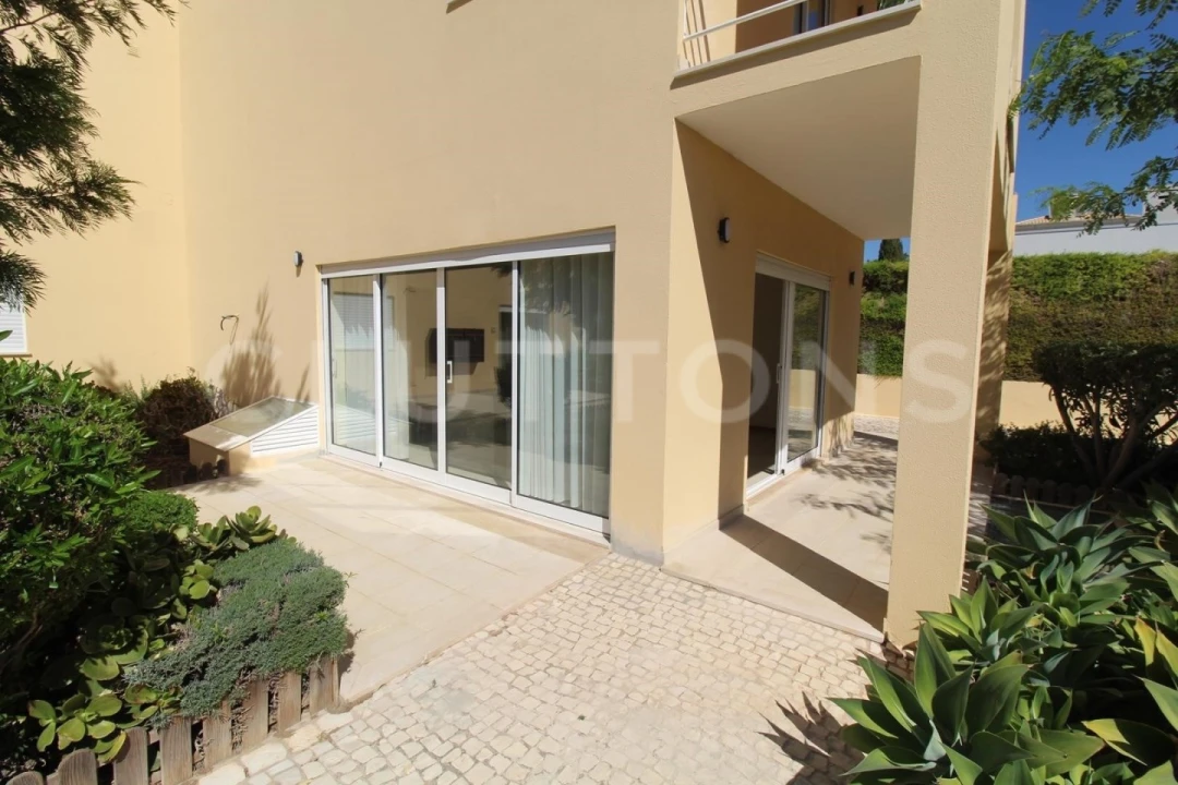 Moradia T3 para Venda em Albufeira e Olhos de Água Foto 15