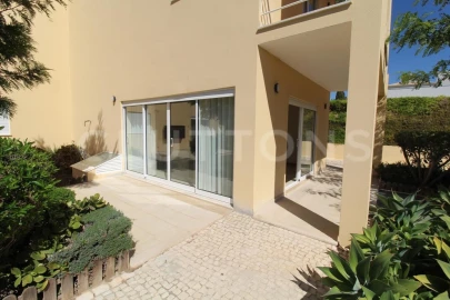 Moradia T3 para Venda em Albufeira e Olhos de Água