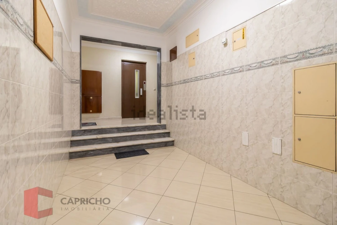 Apartamento T3 para Arrendamento em Barreiro e Lavradio Foto 13