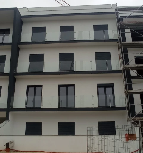 Apartamento T3 para Venda em Marvila, Ribeira Santarém, São Salvador, São Nicolau