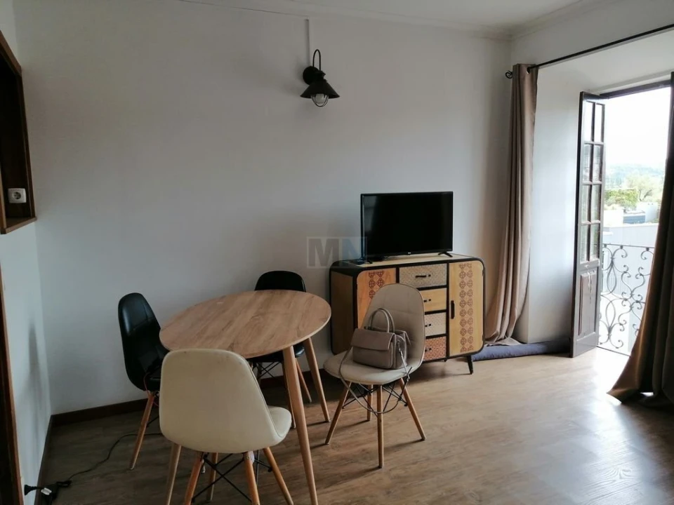 Apartamento T1 para Venda em Sé Nova, Santa Cruz, Almedina e São Bartolomeu Foto 3