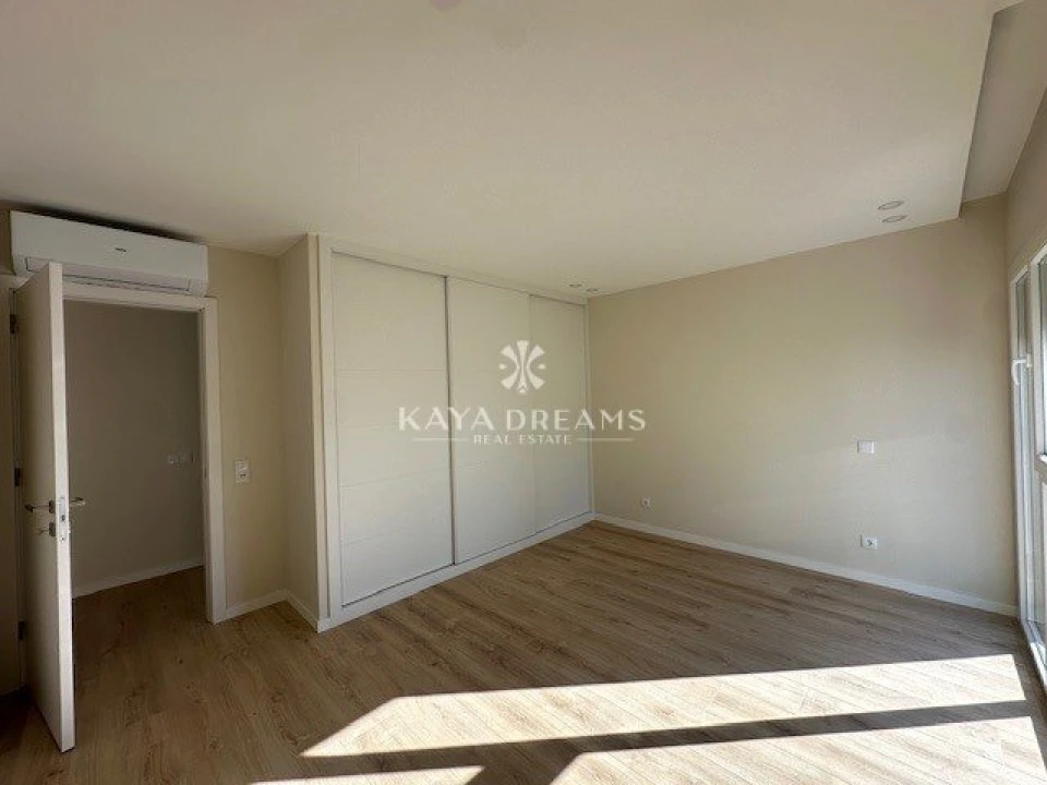 Moradia T5 para Venda em Ponte do Rol Foto 17