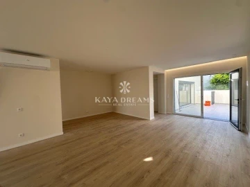 Moradia T5 para Venda em Ponte do Rol