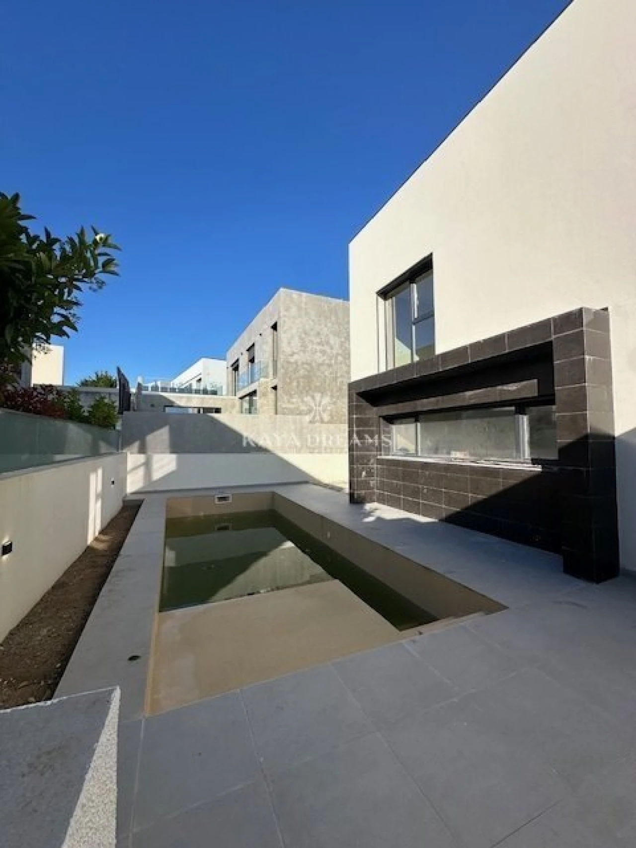 Moradia T5 para Venda em Ponte do Rol Foto 1