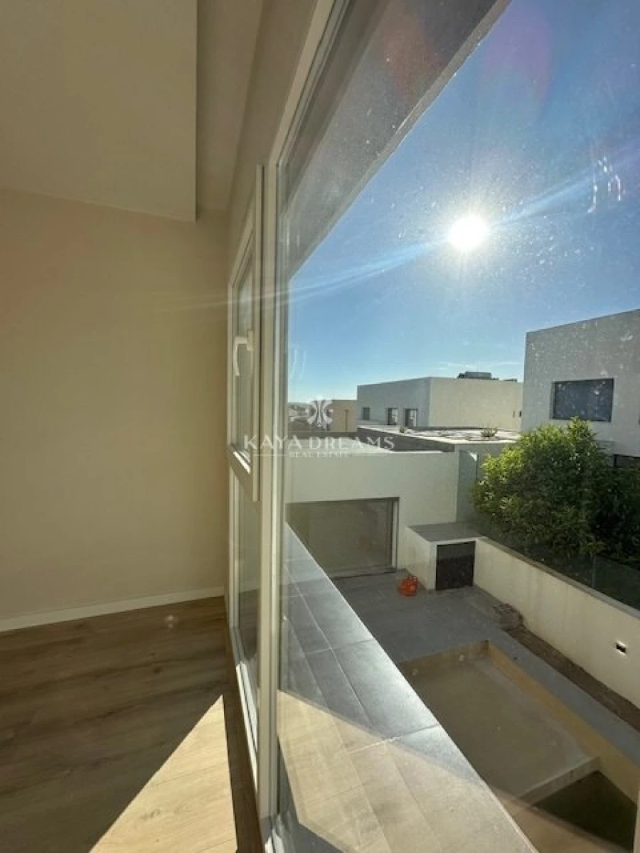 Moradia T5 para Venda em Ponte do Rol Foto 19