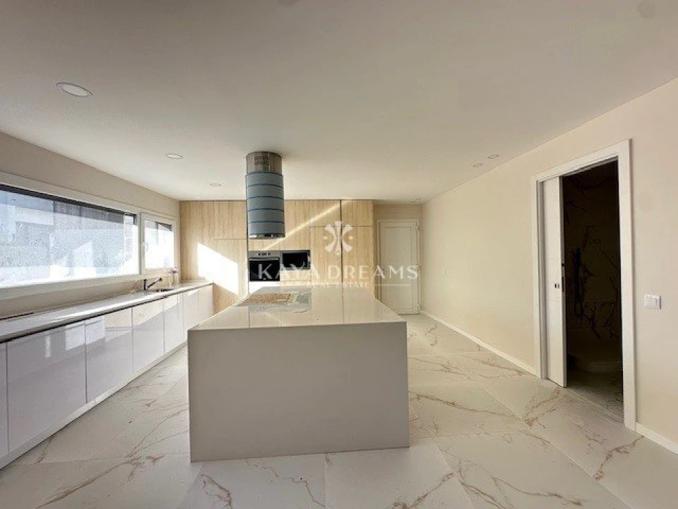 Moradia T5 para Venda em Ponte do Rol Foto 9