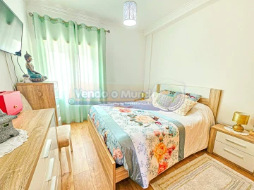 Apartamento T2 para Venda em Encosta do Sol