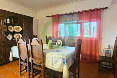 Moradia T4 para Venda em Vilar de Nantes