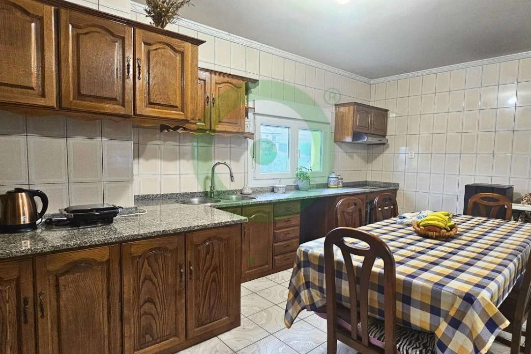 Moradia T4 para Venda em Vilar de Nantes Foto 7