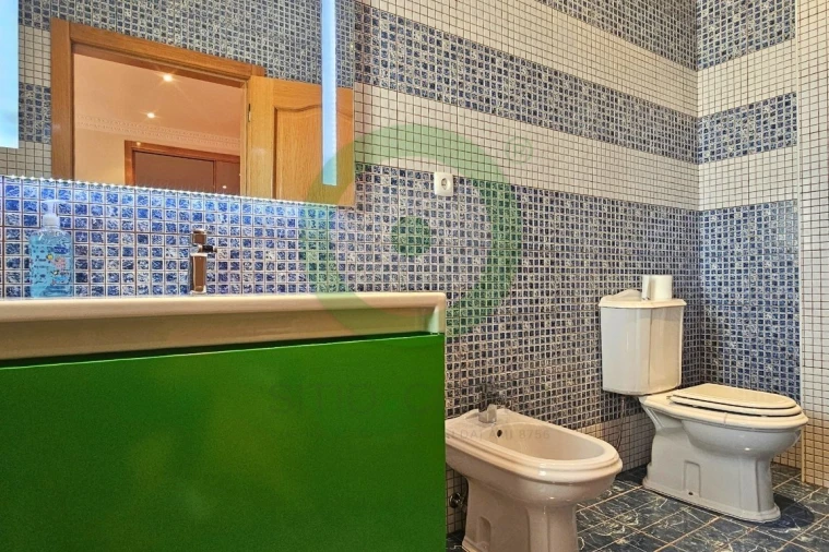 Moradia T5 para Venda em Ervões Foto 9