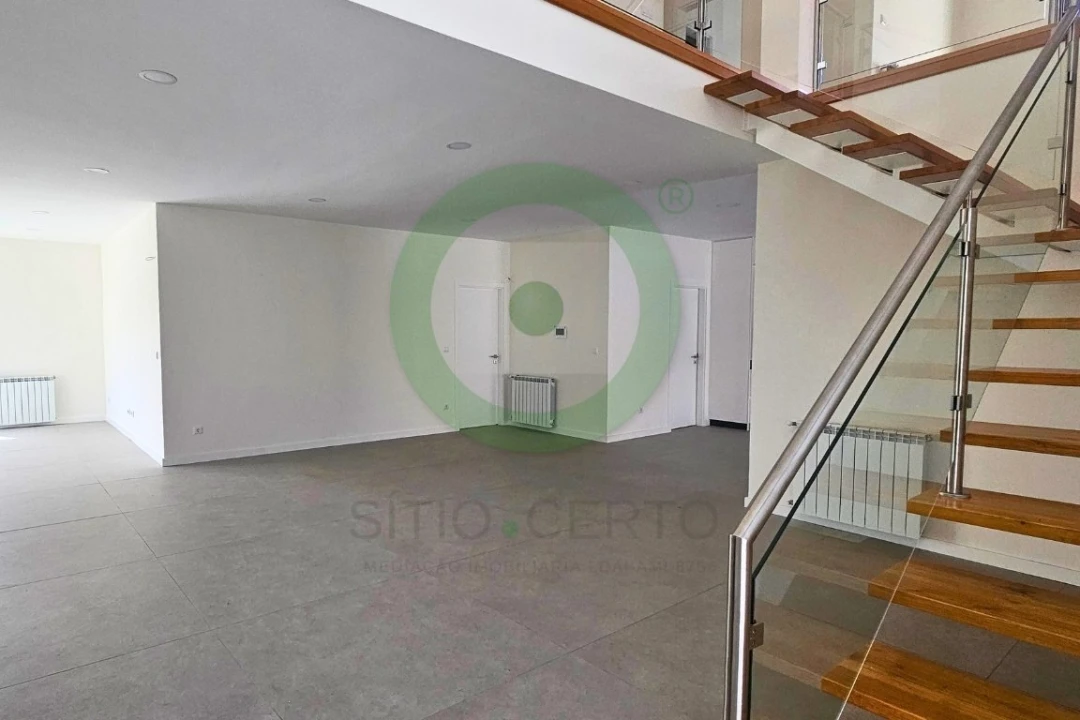 Moradia T4 para Venda em Mirandela Foto 8