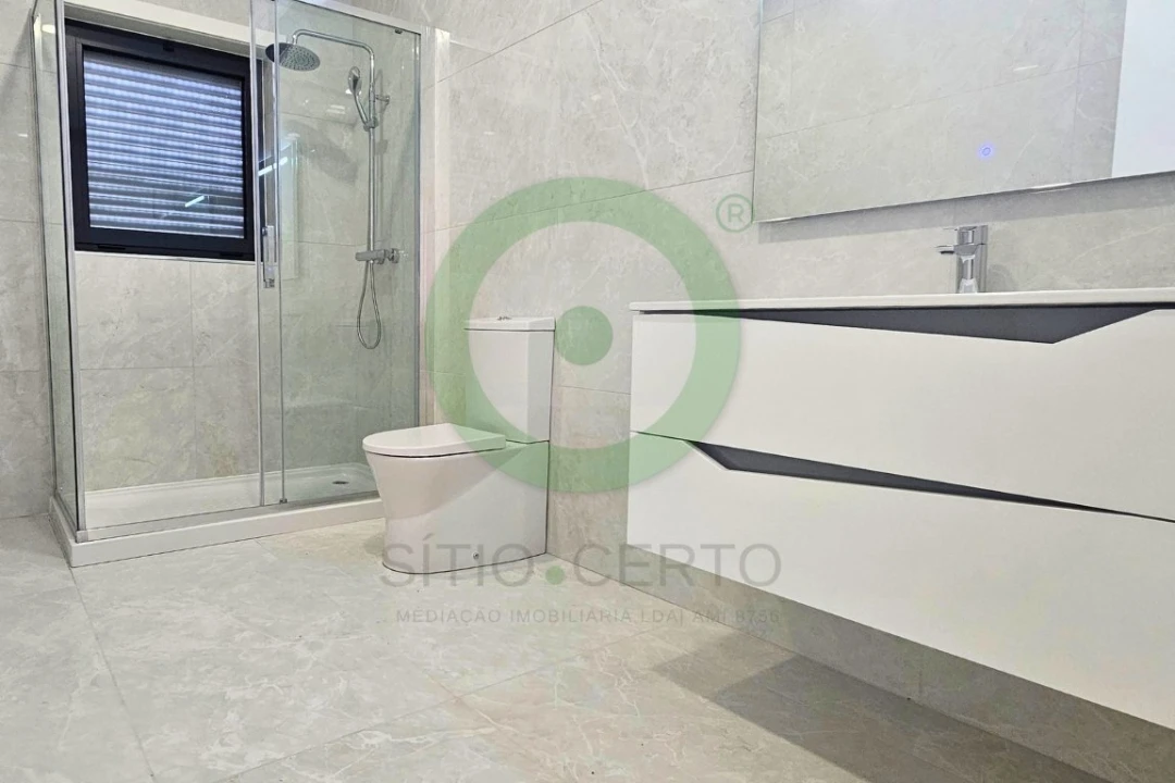 Moradia T4 para Venda em Mirandela Foto 19