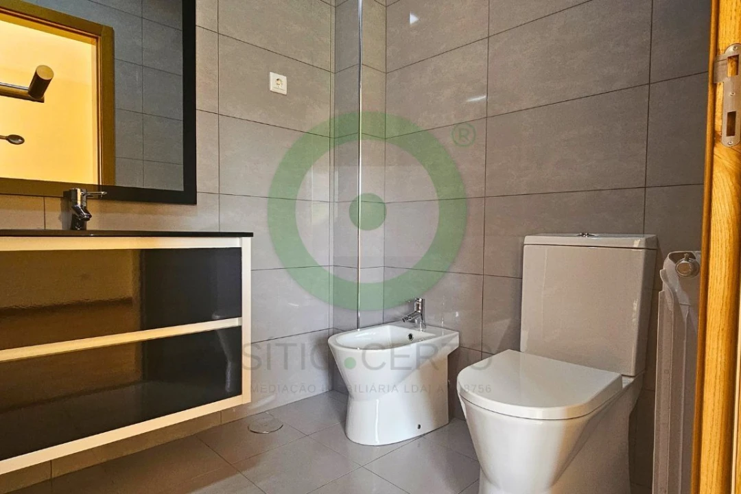 Moradia T4 para Venda em Mirandela Foto 14