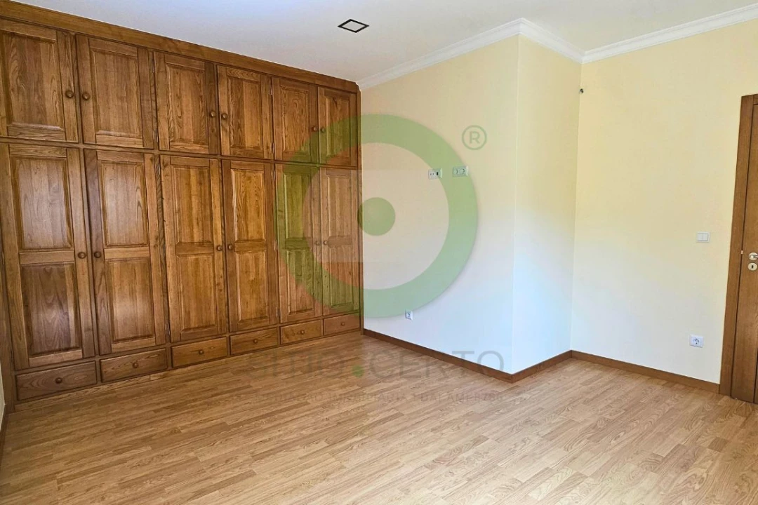 Moradia T4 para Venda em Mirandela Foto 13