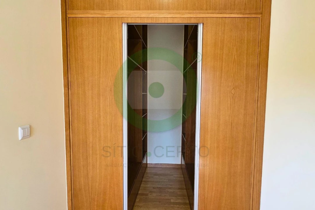 Moradia T4 para Venda em Mirandela Foto 19