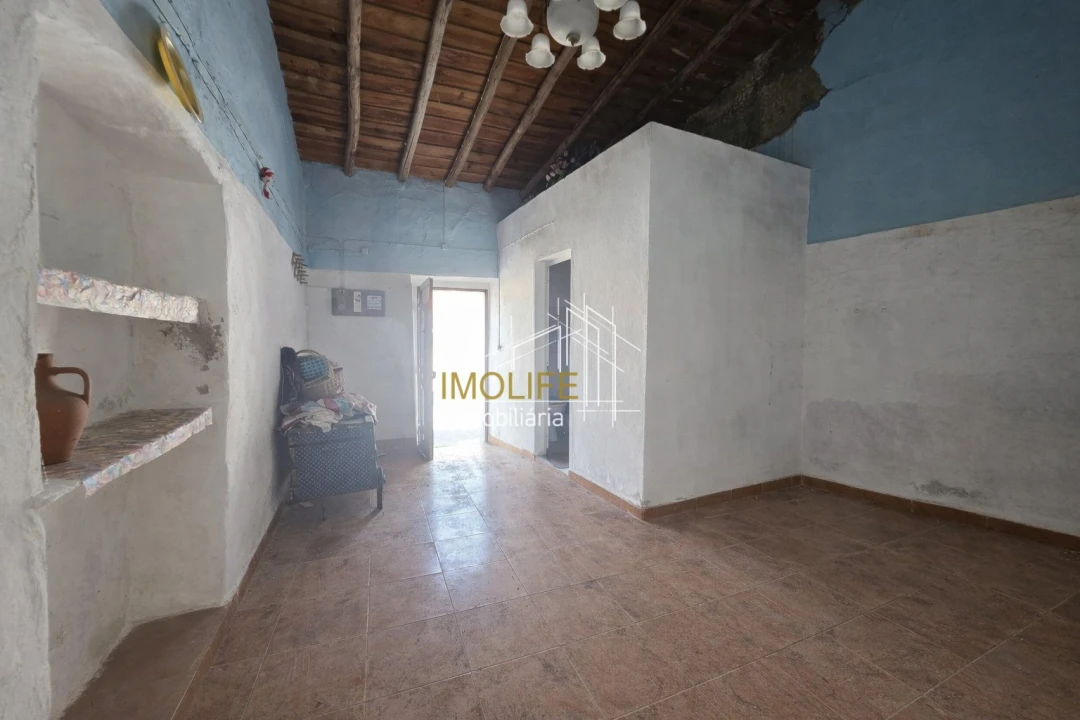 Moradia T1 para Venda em Campo e Campinho Foto 9