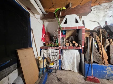 Moradia T2 para Venda em Campo e Campinho