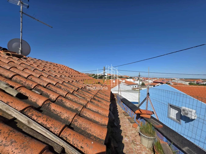 Moradia T2 para Venda em Campo e Campinho Foto 7