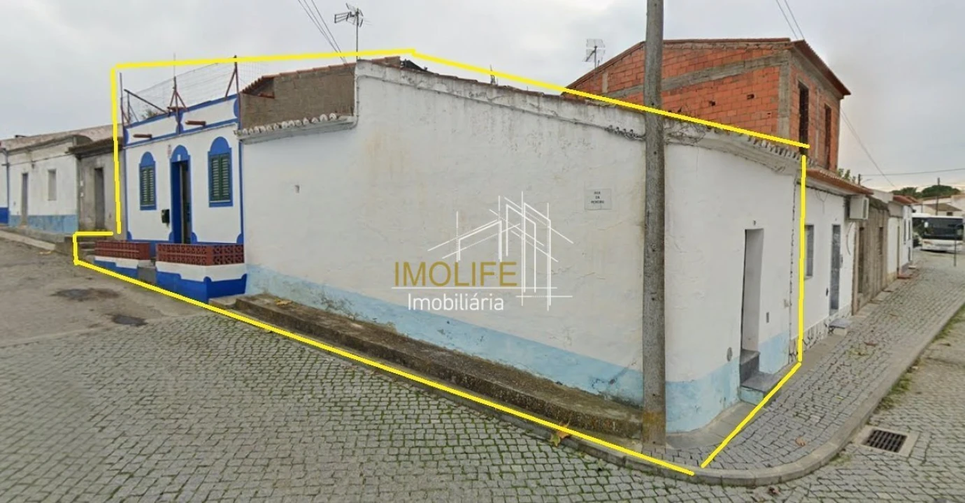 Moradia T3 para Venda em Campo e Campinho Foto 1