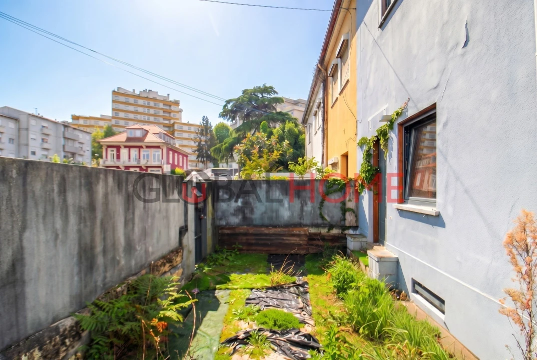 Moradia T2 para Venda em Campanhã Foto 3