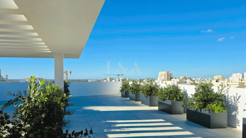 Apartamento T2 para Venda em Faro (Sé e São Pedro)