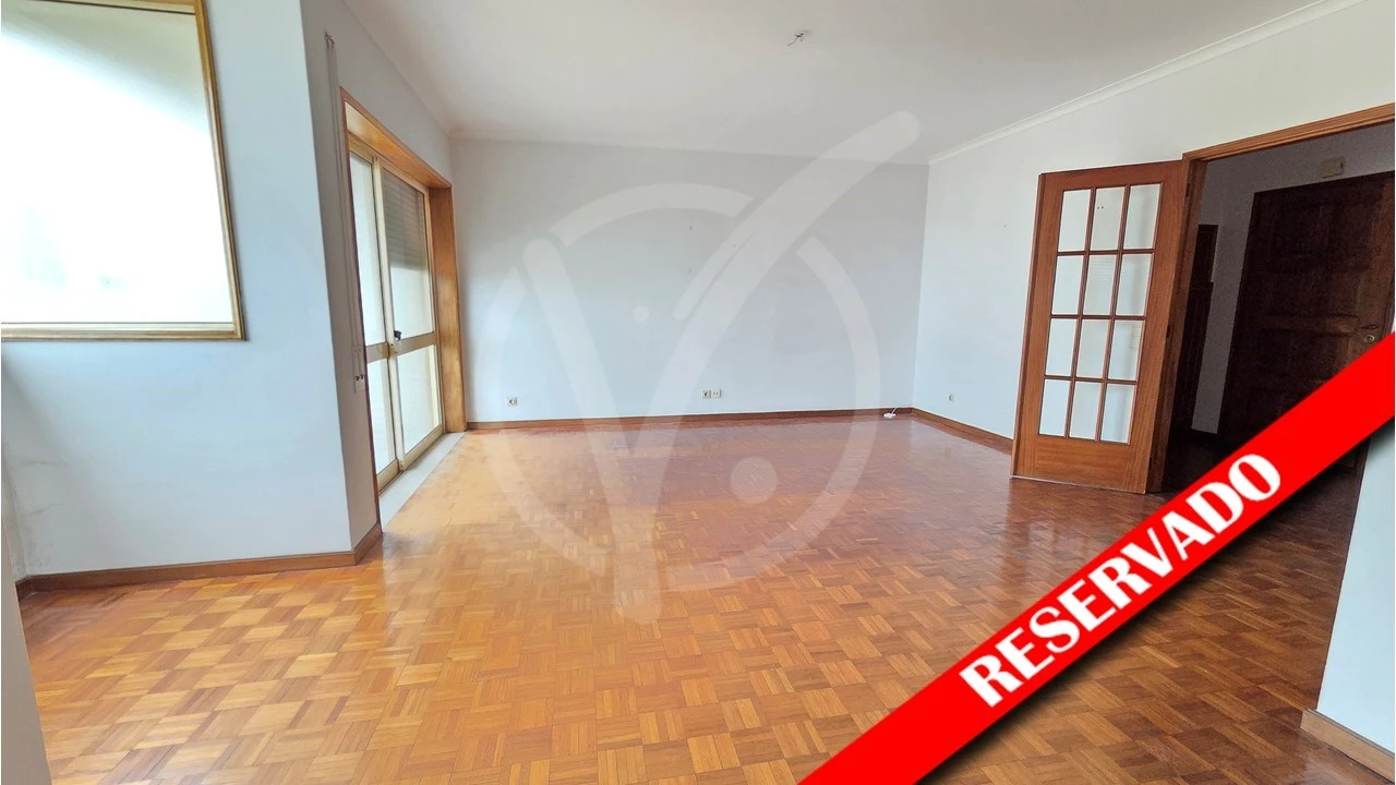Apartamento T3 para Venda em Póvoa de Varzim, Beiriz e Argivai Foto 1