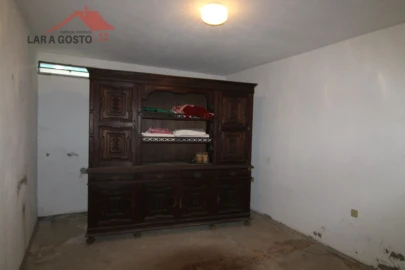 Moradia T4 para Venda em Salselas