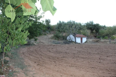 Moradia T4 para Venda em Salselas