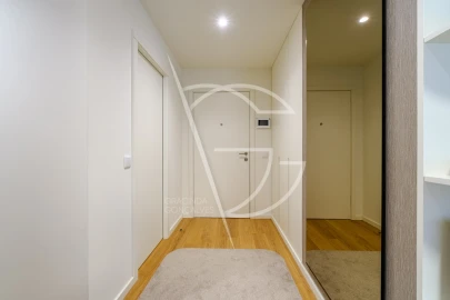 Apartamento para Venda em Santa Marinha e São Pedro da Afurada