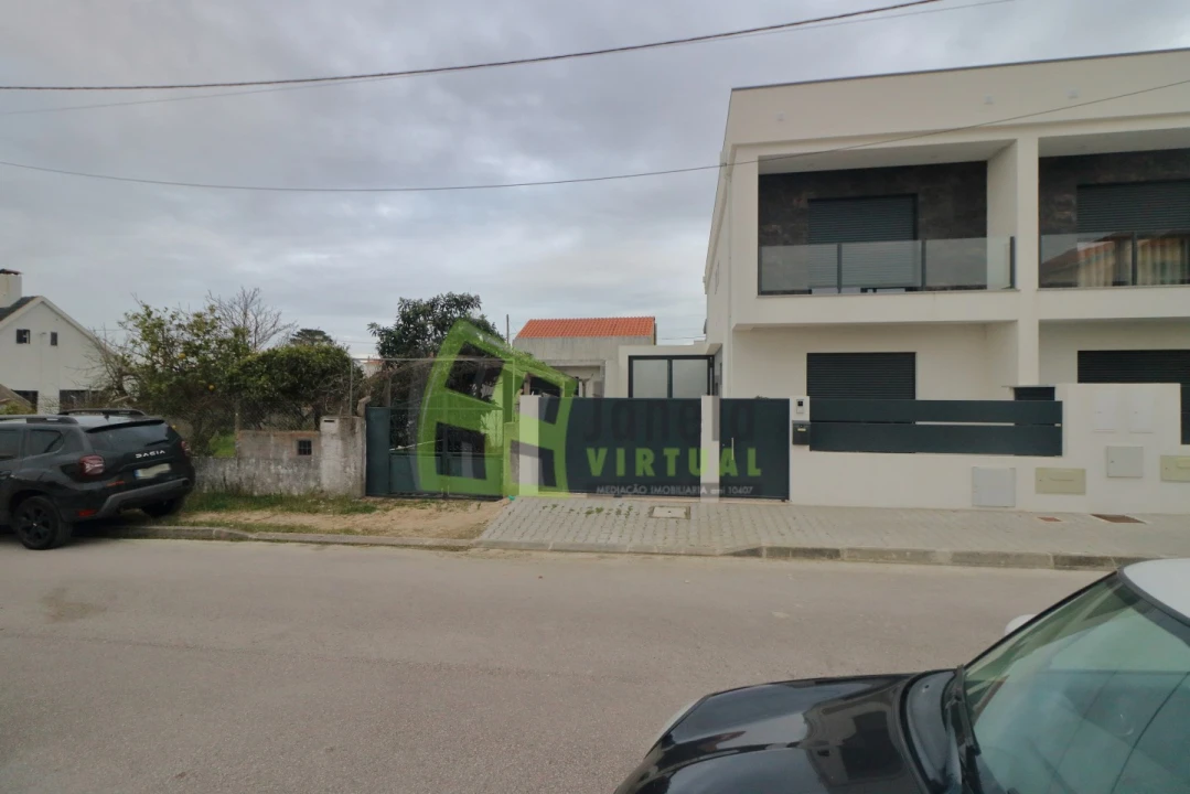 Moradia T3 para Venda em Fernao Ferro Foto 18