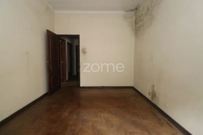 Apartamento T6 para Venda em São Vitor (Braga)