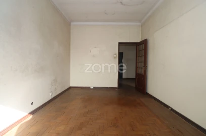 Apartamento T6 para Venda em São Vitor (Braga)