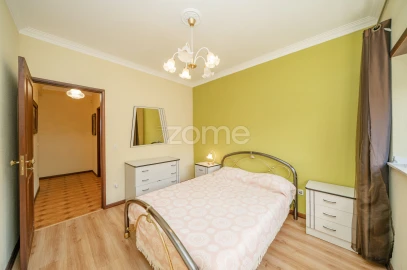 Moradia T7 para Venda em Arnoia