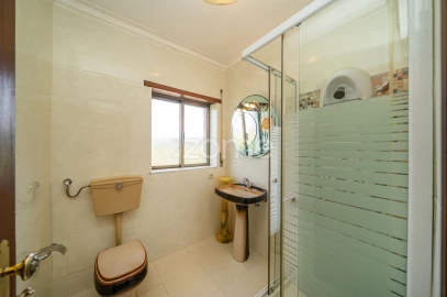 Moradia T7 para Venda em Arnoia