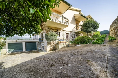 Moradia T7 para Venda em Arnoia