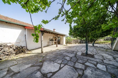 Moradia T7 para Venda em Arnoia