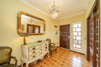 Moradia T7 para Venda em Arnoia