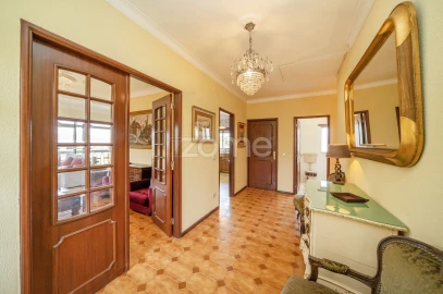 Moradia T7 para Venda em Arnoia