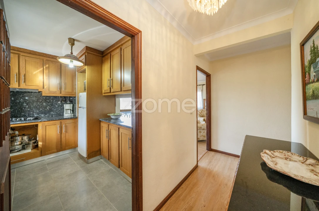 Moradia T7 para Venda em Arnoia Foto 31