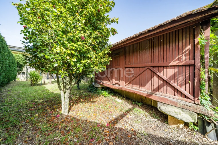 Moradia T7 para Venda em Arnoia Foto 51