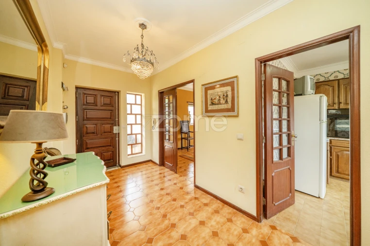 Moradia T7 para Venda em Arnoia Foto 8