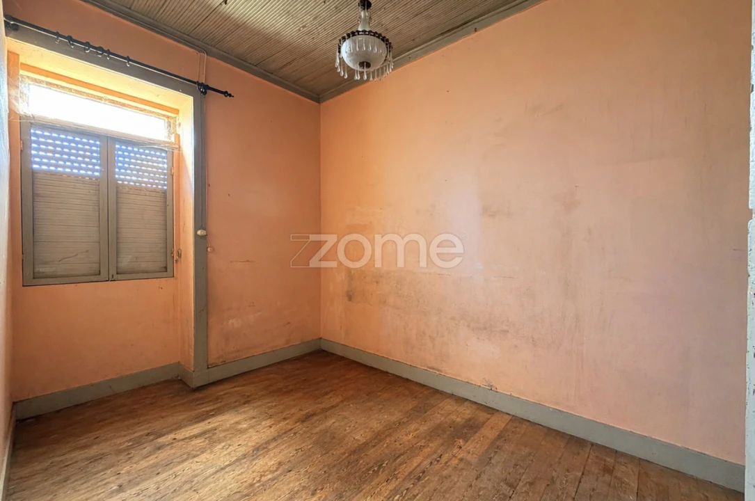 Moradia T3 para Venda em Lousado Foto 4