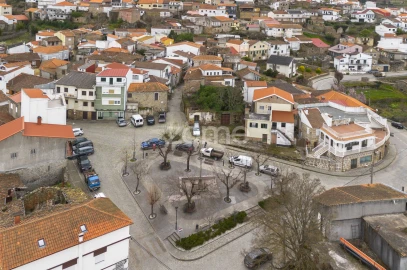 Moradia T4 para Venda em Sanfins do Douro