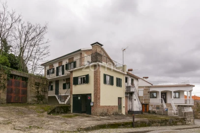 Moradia T4 para Venda em Sanfins do Douro