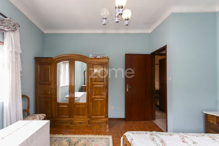 Moradia T4 para Venda em Sanfins do Douro Foto 13