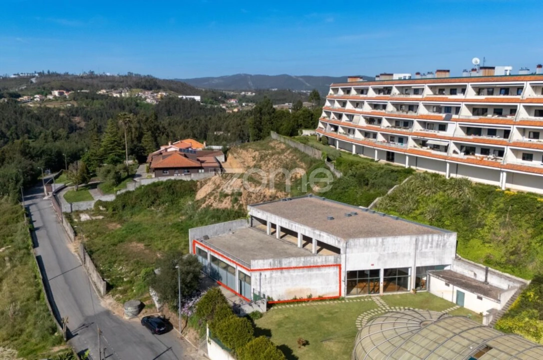 Negócio para Venda em Foz do Sousa e Covelo Foto 28